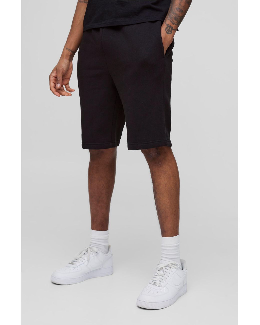 BoohooMAN Black Tall Slim Fit Mid Length Basic Shorts for men