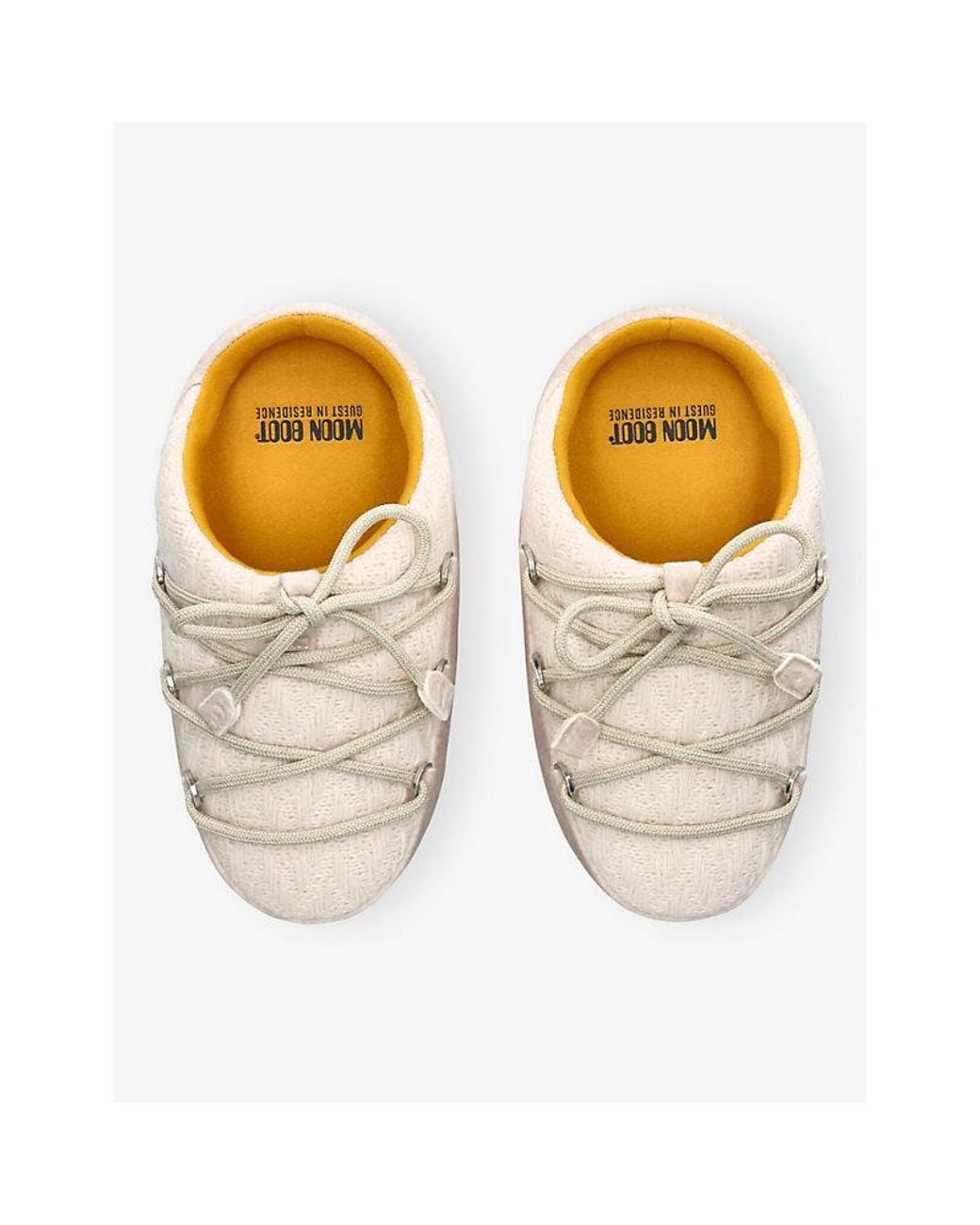 Moon Boot White X Guest