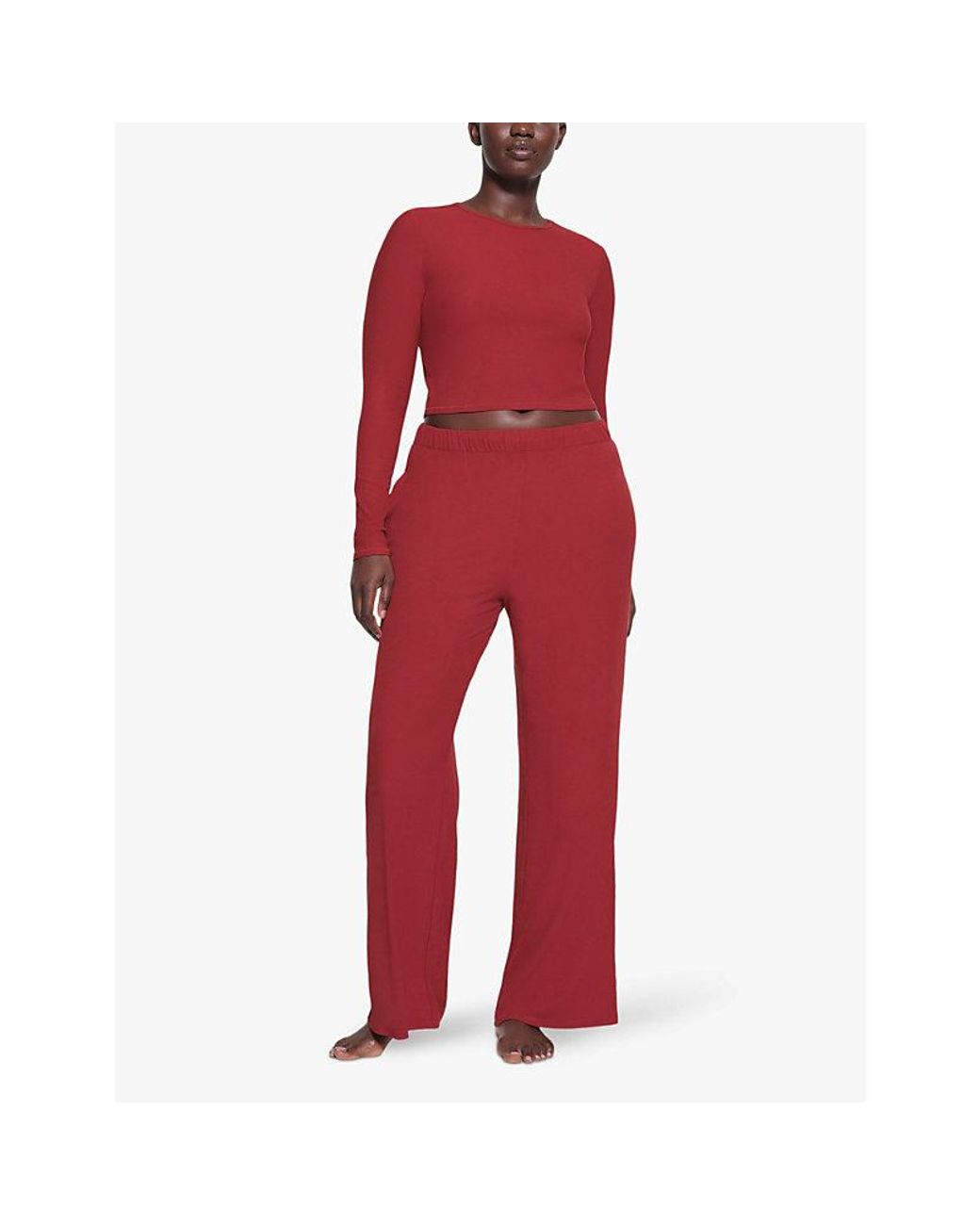 Skims Soft Lounge Long-sleeve Cropped Stretch-jersey Top in Red | Lyst