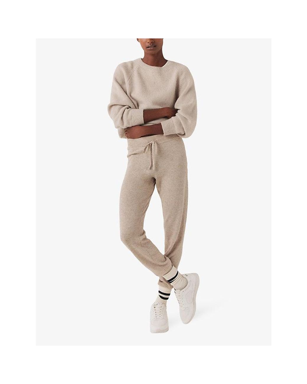 White company jogging bottoms clearance
