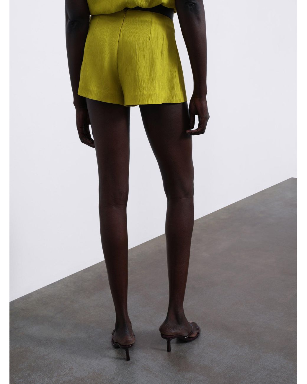 Sélone Green Helia Relaxed Shorts