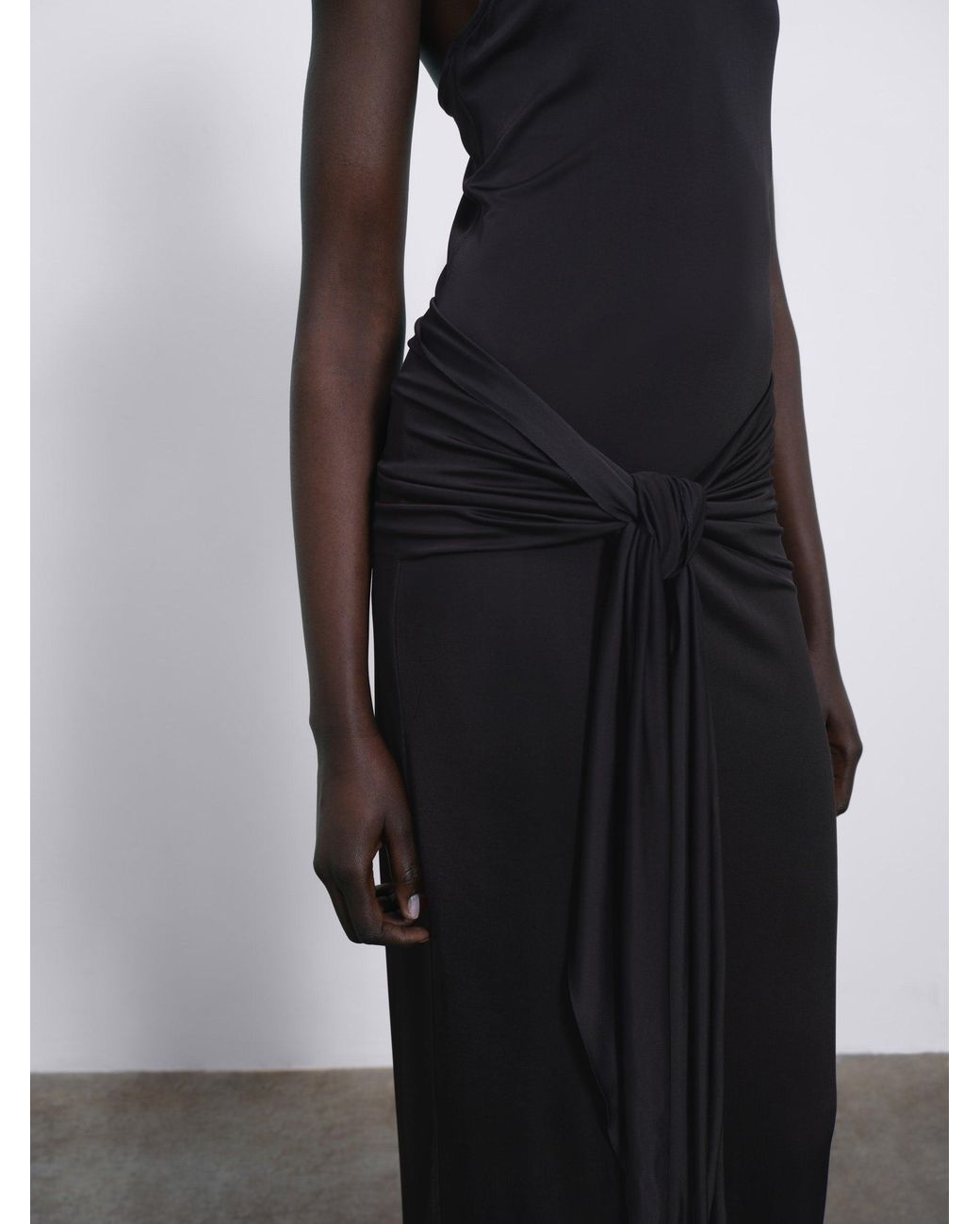 Sélone Black Kael Contour Dress
