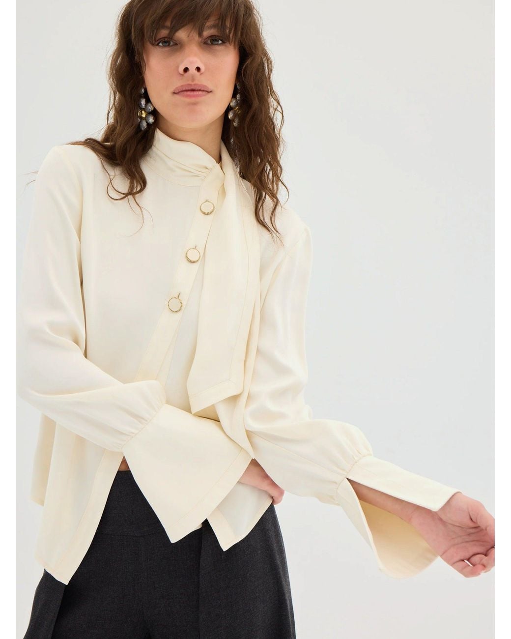 Sélone Studio Natural Amelie Scarf-Neck Buttoned Blouse