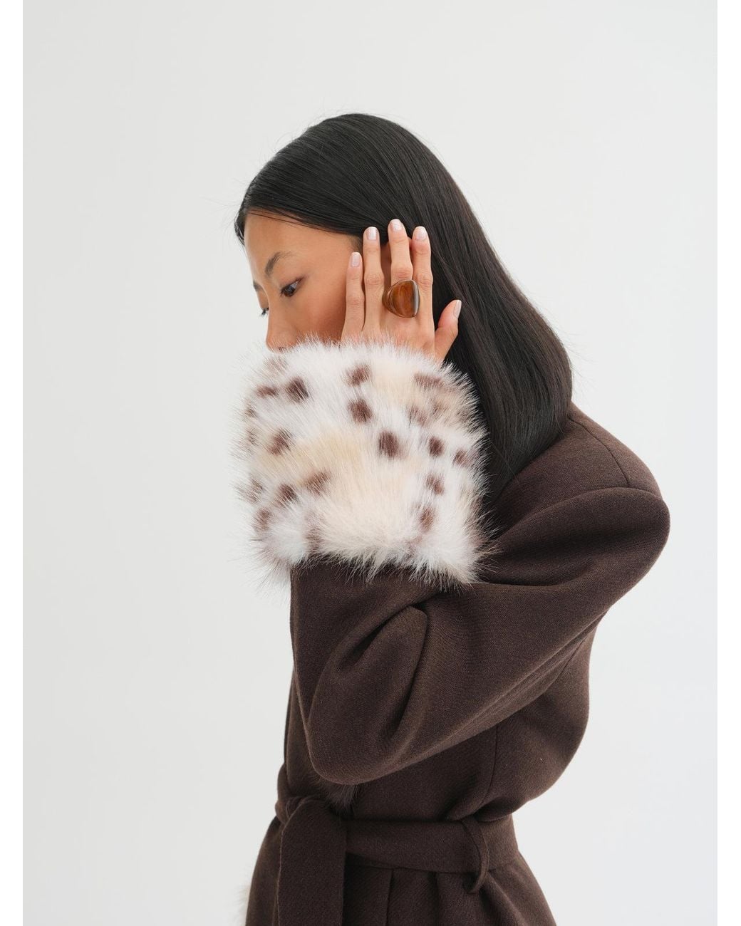 Sélone Studio Brown Lyra Fur Cuff Belted Wool Coat