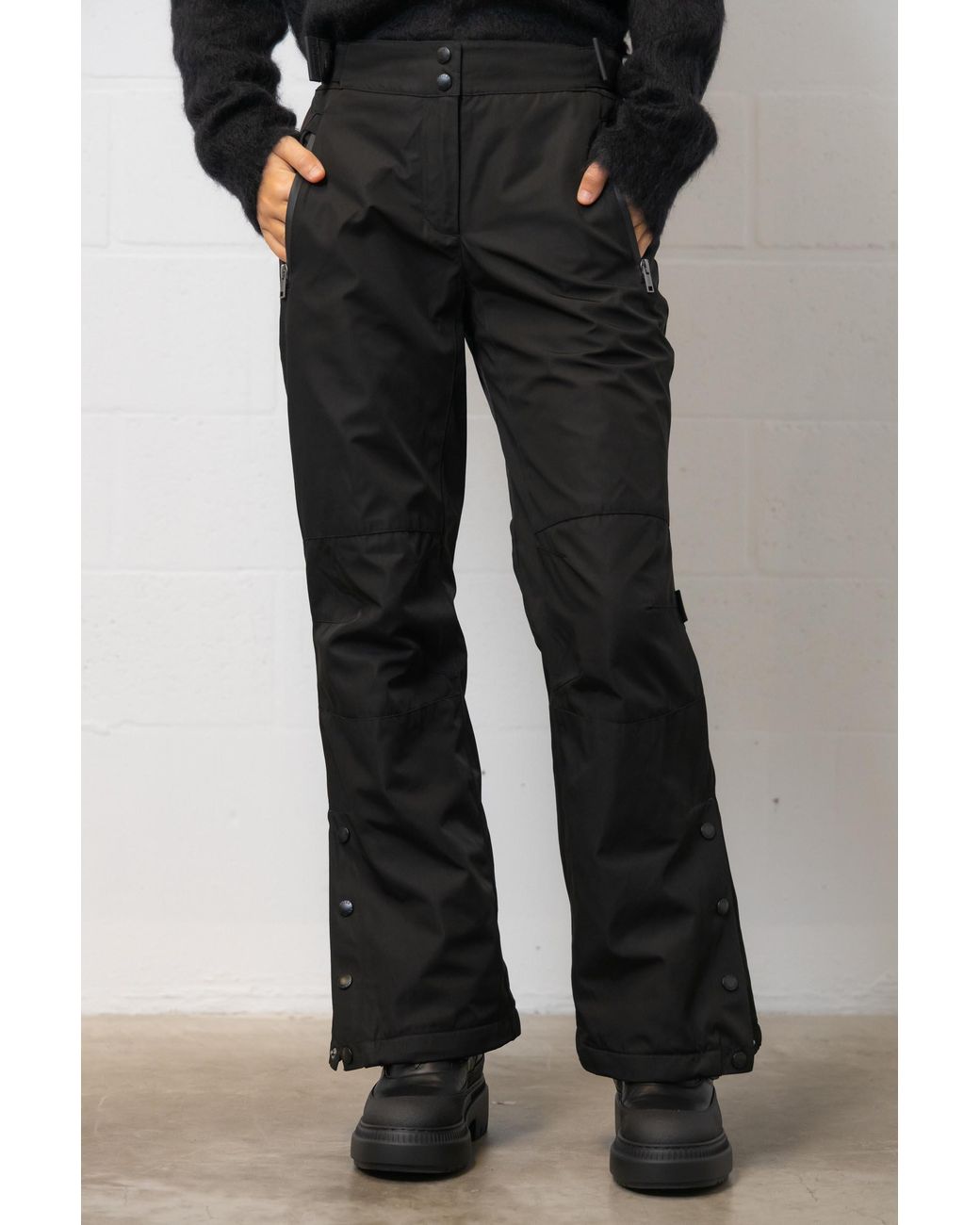 Yves Salomon Blue Button Open And Close Casual Pants