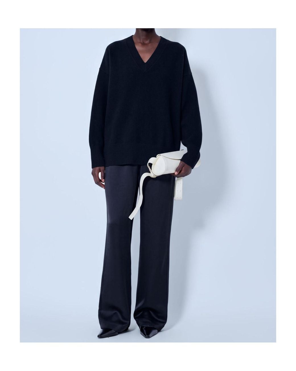 Rohe Blue Classic V-Neck Knitted Sweater