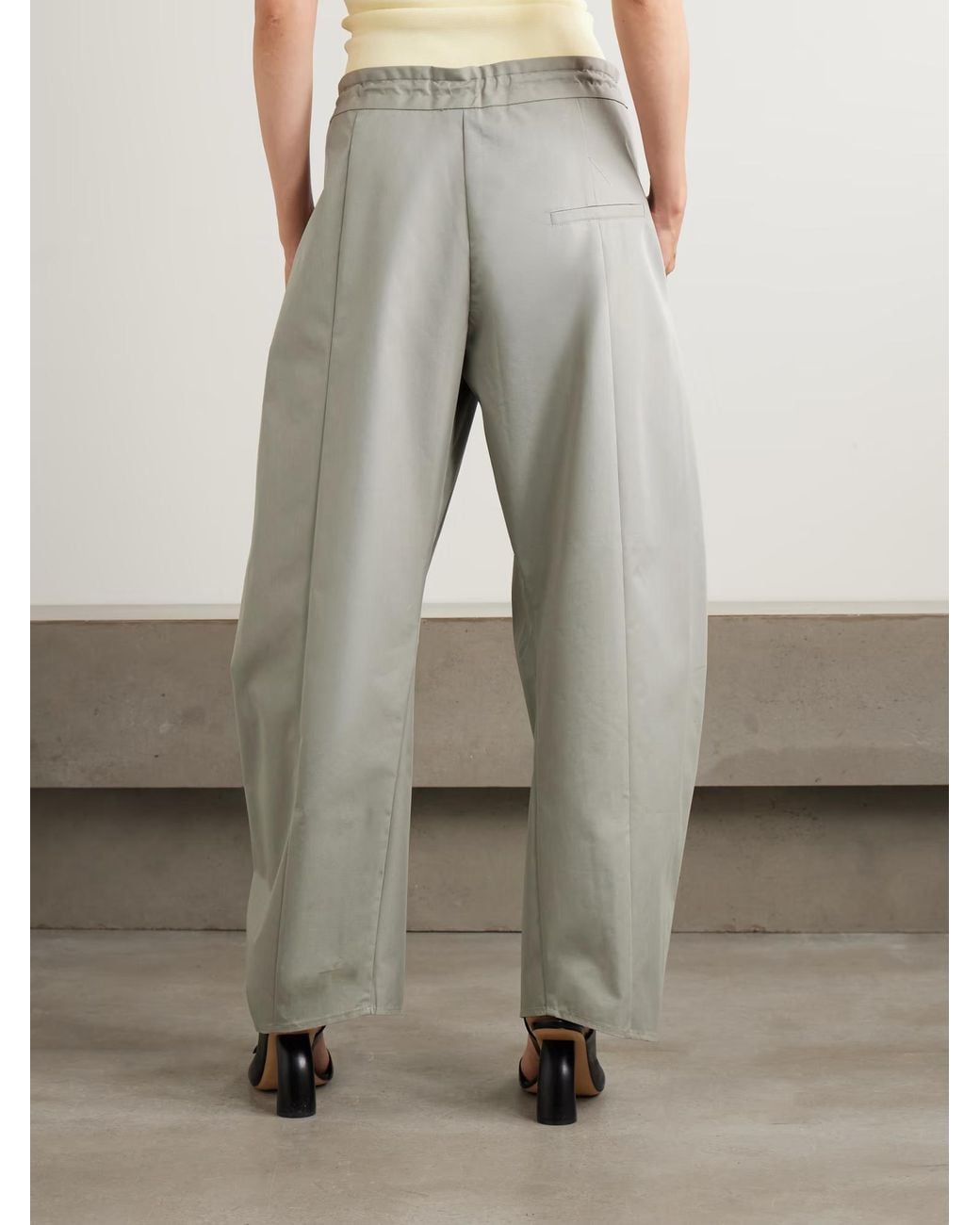Kallmeyer Gray Clemence Pleated Casual Pants