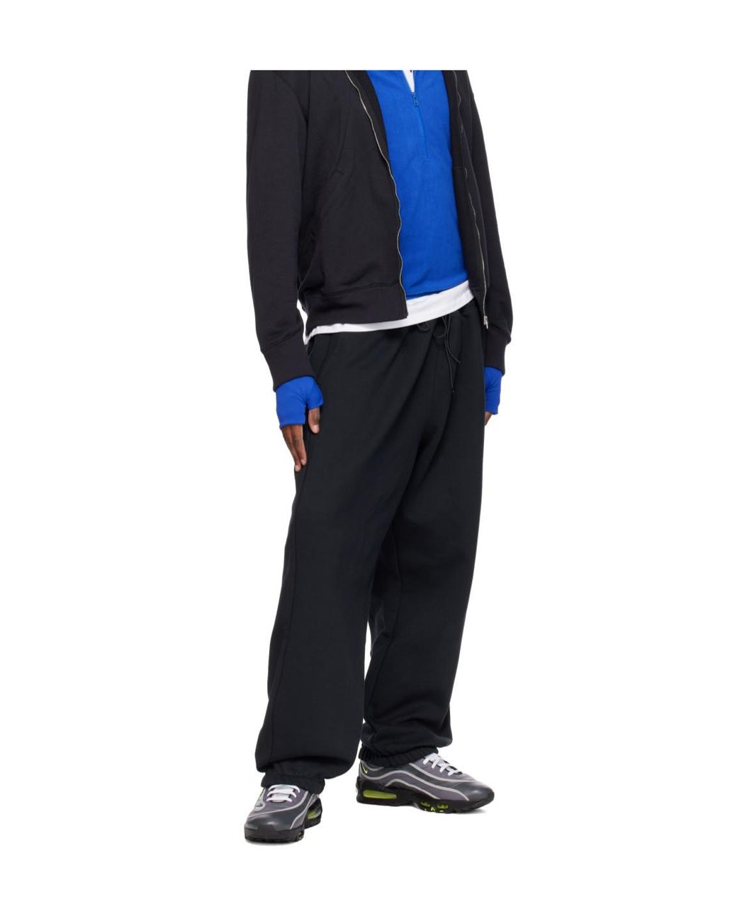 Nike Black Air Max Joga Bonito Low-Top Sneakers for men
