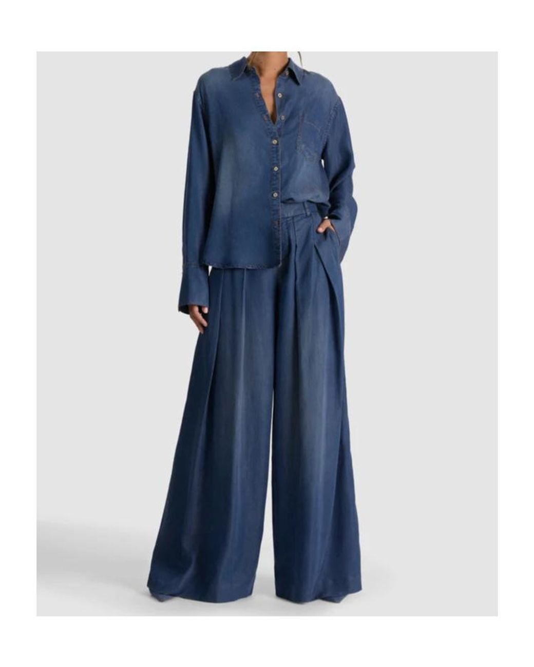 Alice + Olivia Blue Denim Button-Down Shirt