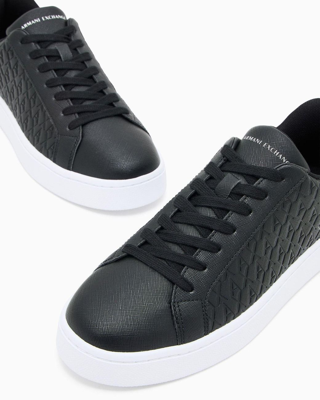 ARMANI EXCHANGE Blue Quilted Low-Top Sneakers for men