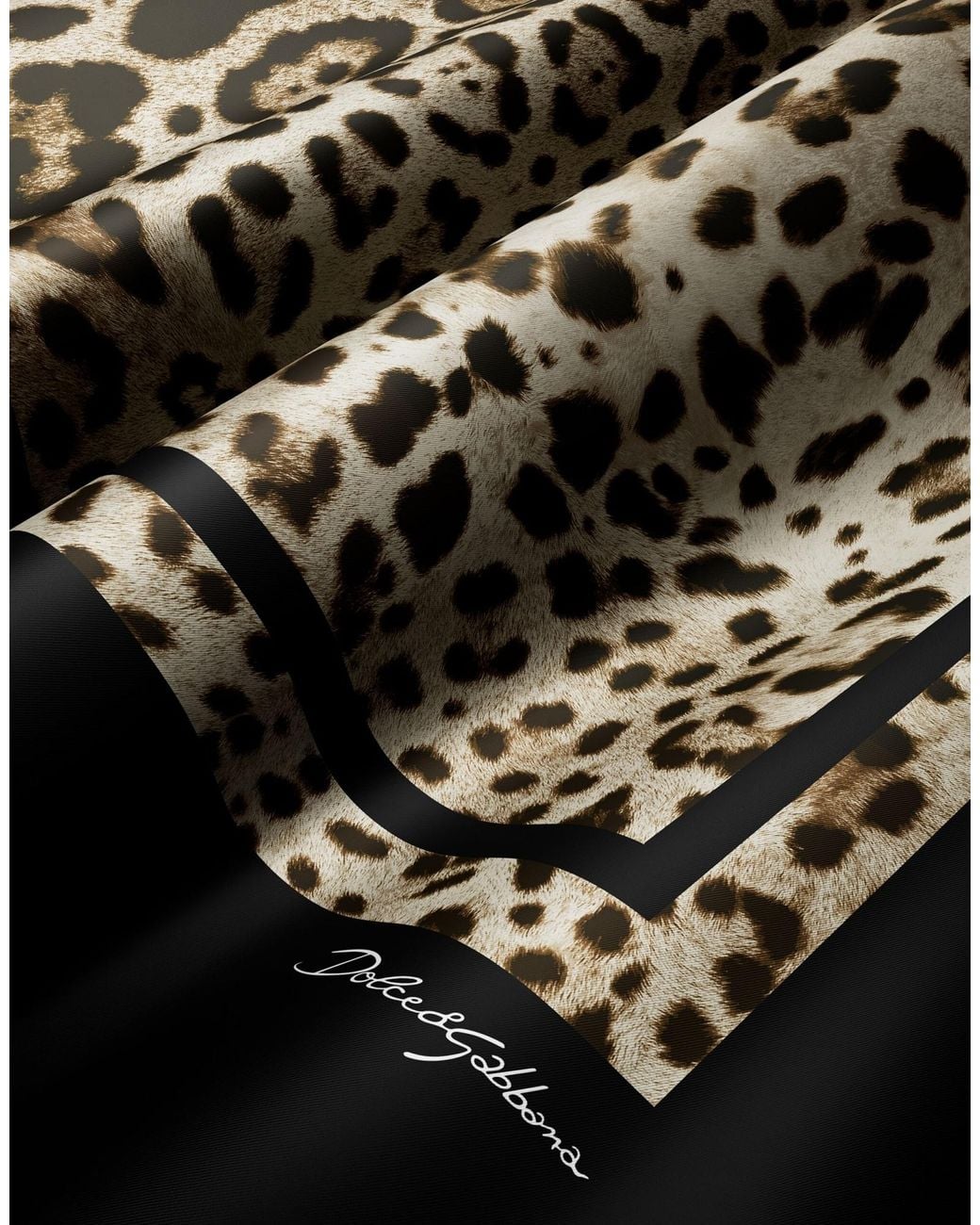 Dolce & Gabbana Black Leopard Printed Scarf