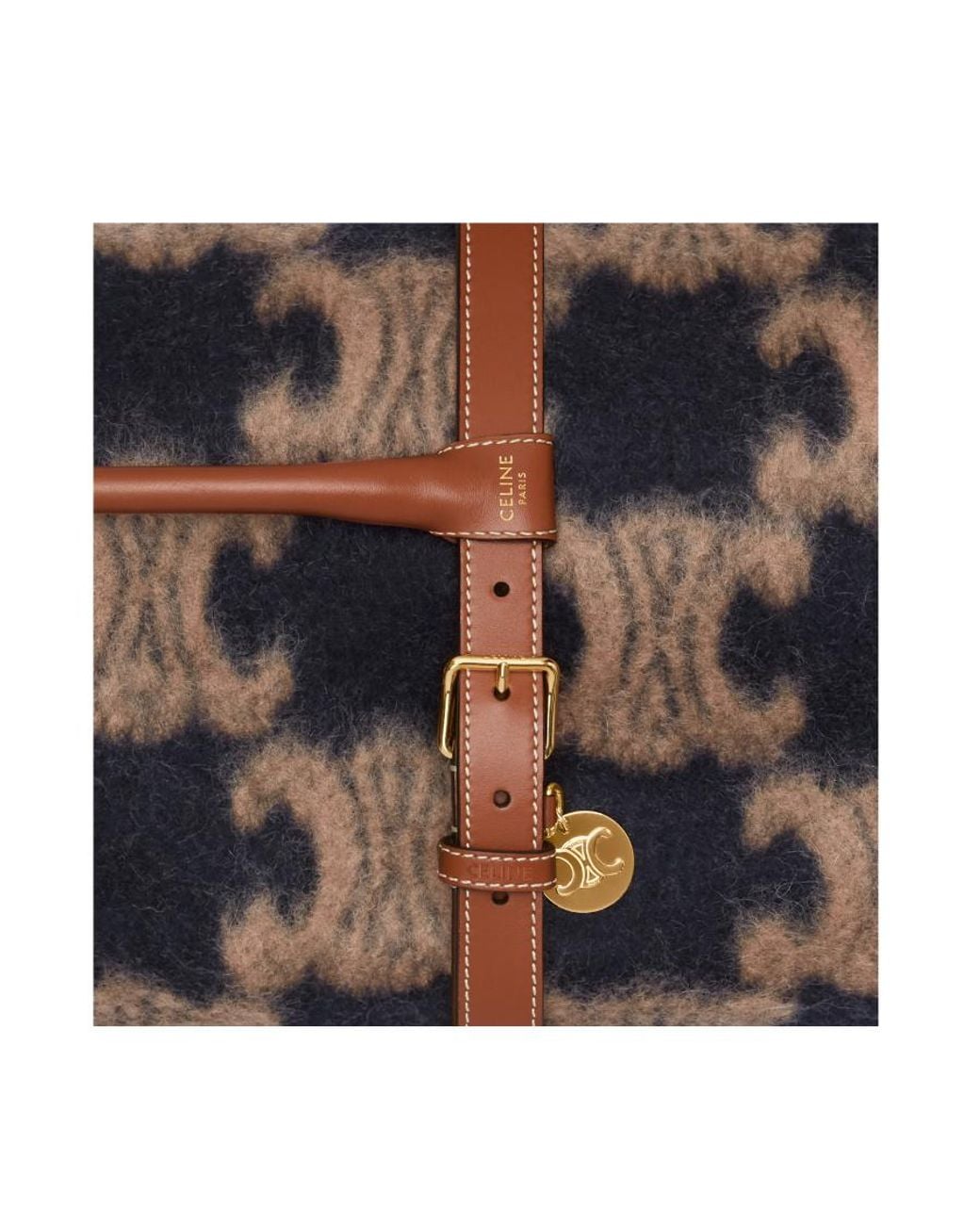 Céline White Blanket And Blanket Holder