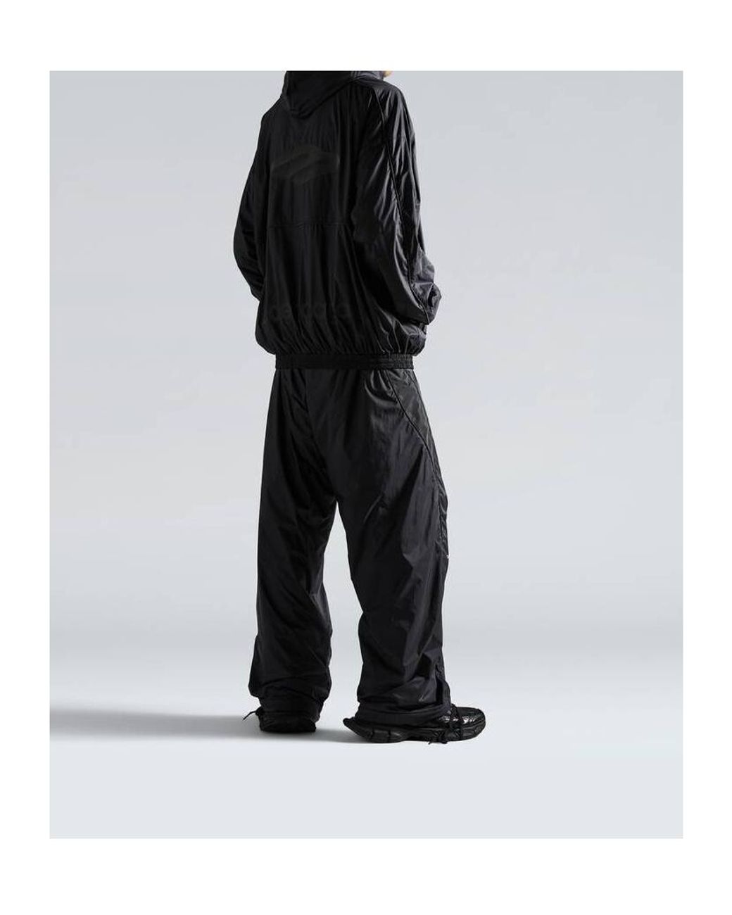 balenciaga-1000-3B-Sports-Icon