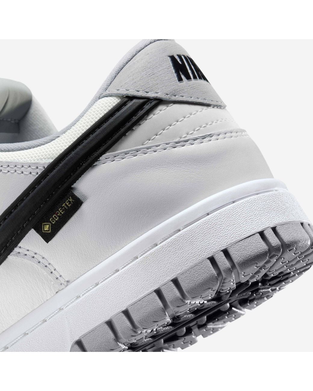 Nike White Color-Blocked Low-Top Sneakers for men