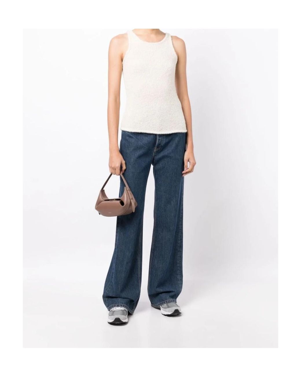 Low Classic White Sleeveless Fleece Knitted Top