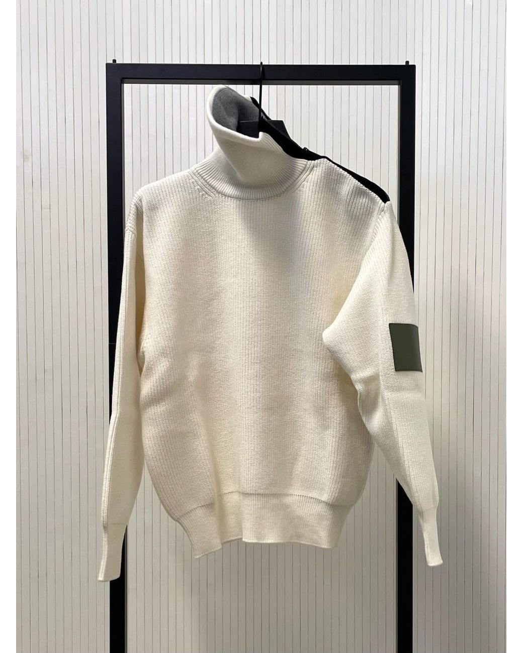 Loewe White Zip-Neck Patch Knitted Sweater