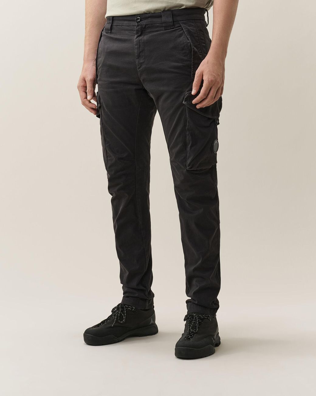 C P Company Black Lens-Detail Cargo Pants for men