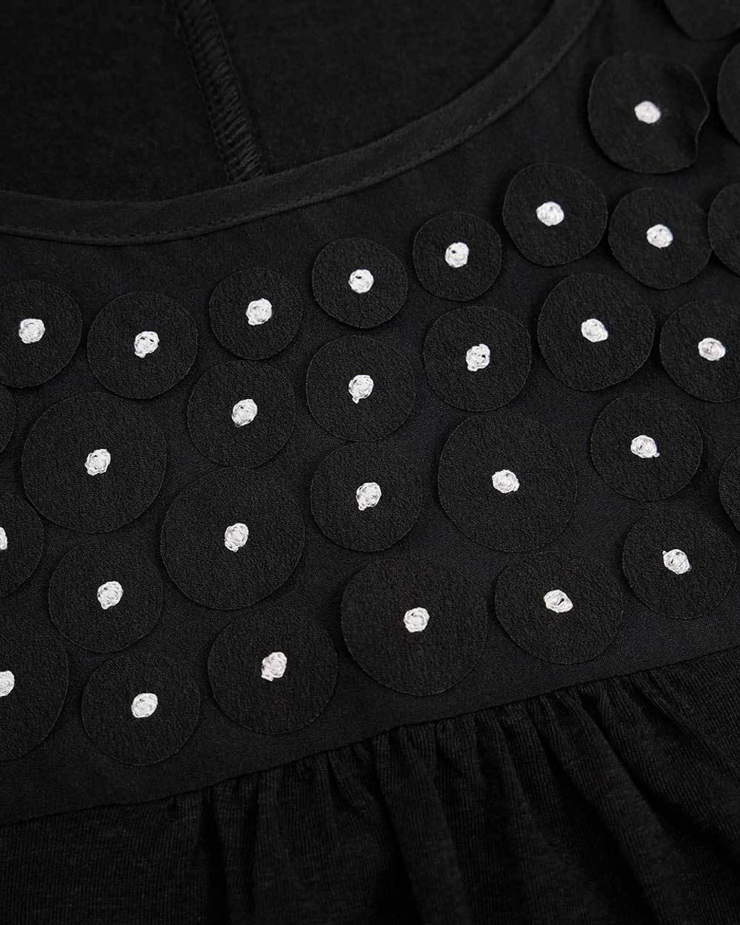 Weekend by Maxmara Black Round-Necked Sleeveless Dress