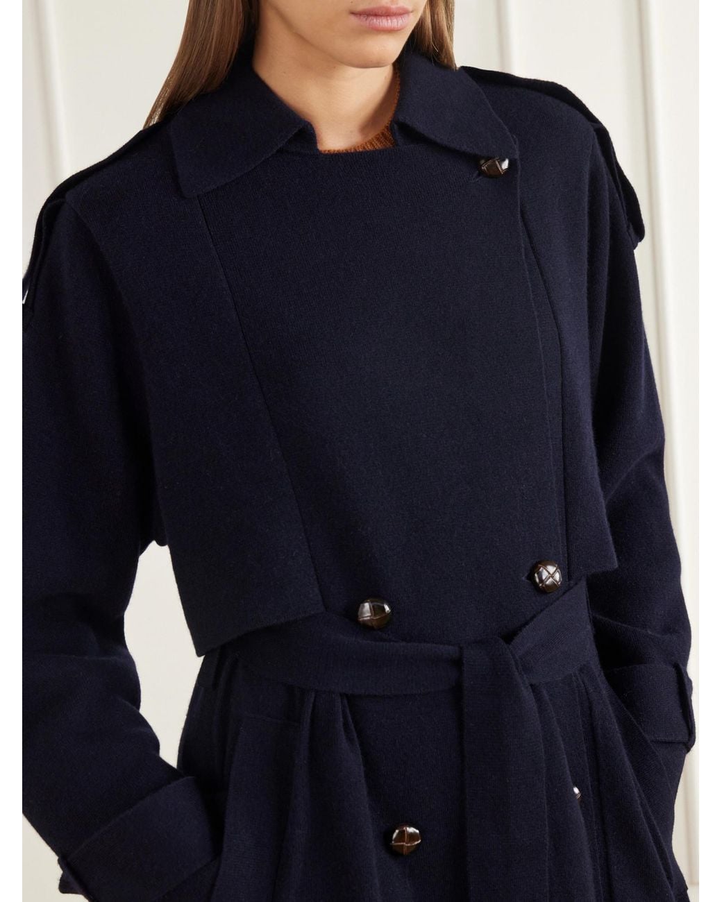 Allude Black Minimalist Long-Sleeve Trench Coat