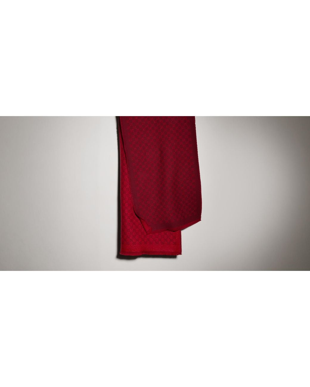 Gucci Red Gg Jacquard Scarf