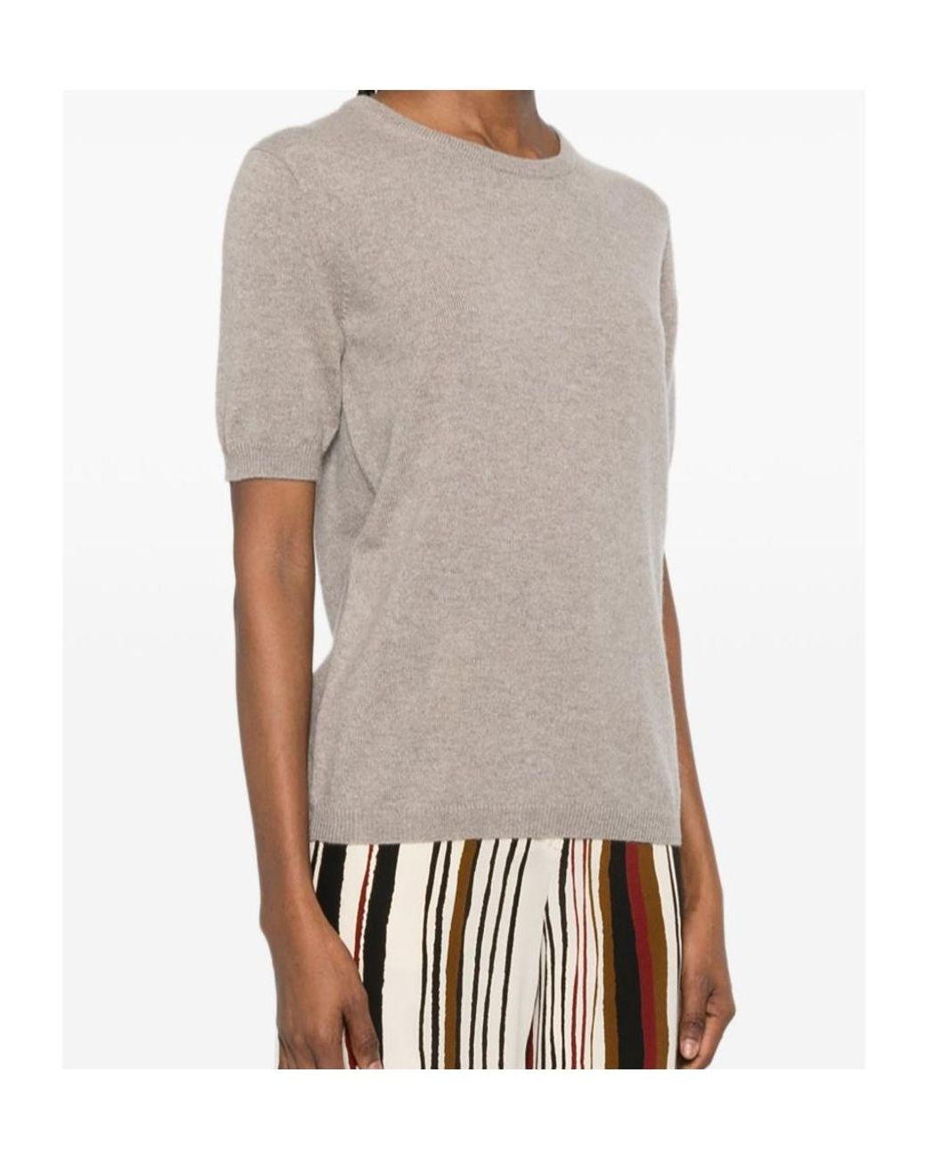 Soft Goat Gray Long-Sleeved Cardigan
