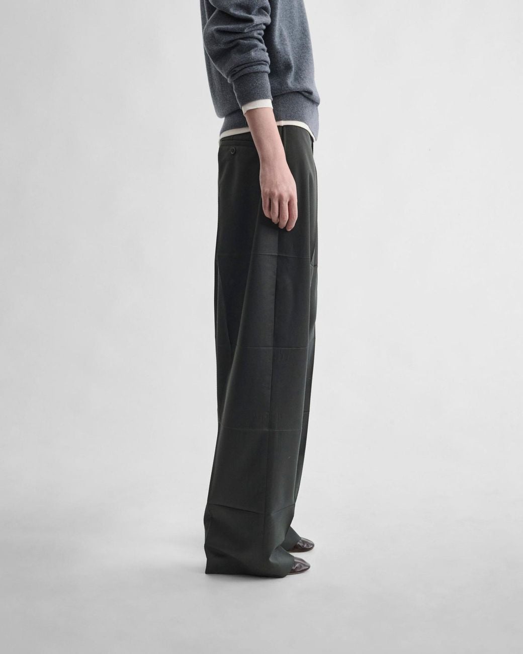 Phoebe Philo Gray Pleated Casual Trousers