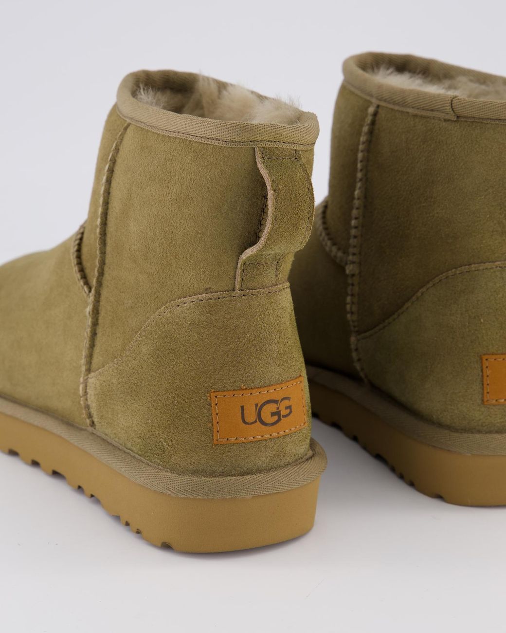 Ugg Green Classic Mini Ii Logo-Patch Ankle Boots