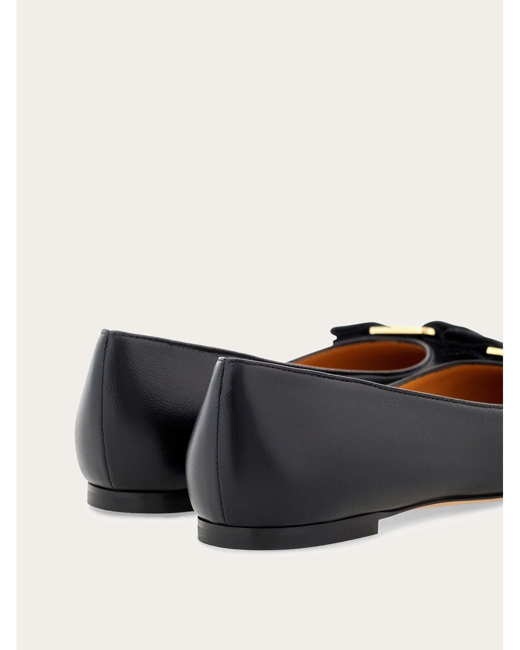Ferragamo Black Ferragamo Logo-Engraved Flat Shoes