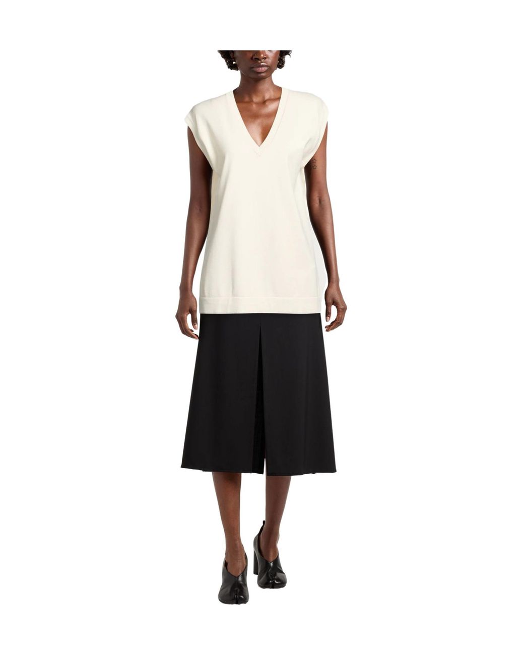 Weekend by Maxmara White Sleeveless Vneck Knit Top