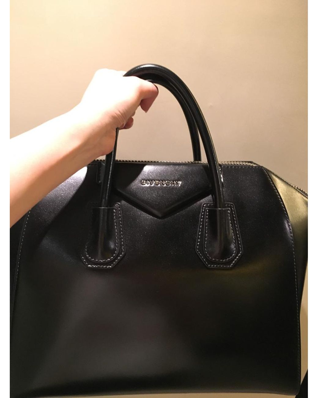 Givenchy Black Medium Antigona Bag