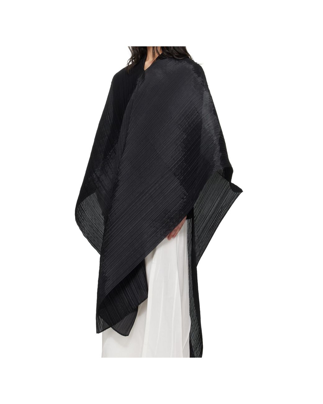 Pleats Please Issey Miyake Pleated Cape in Black | Lyst