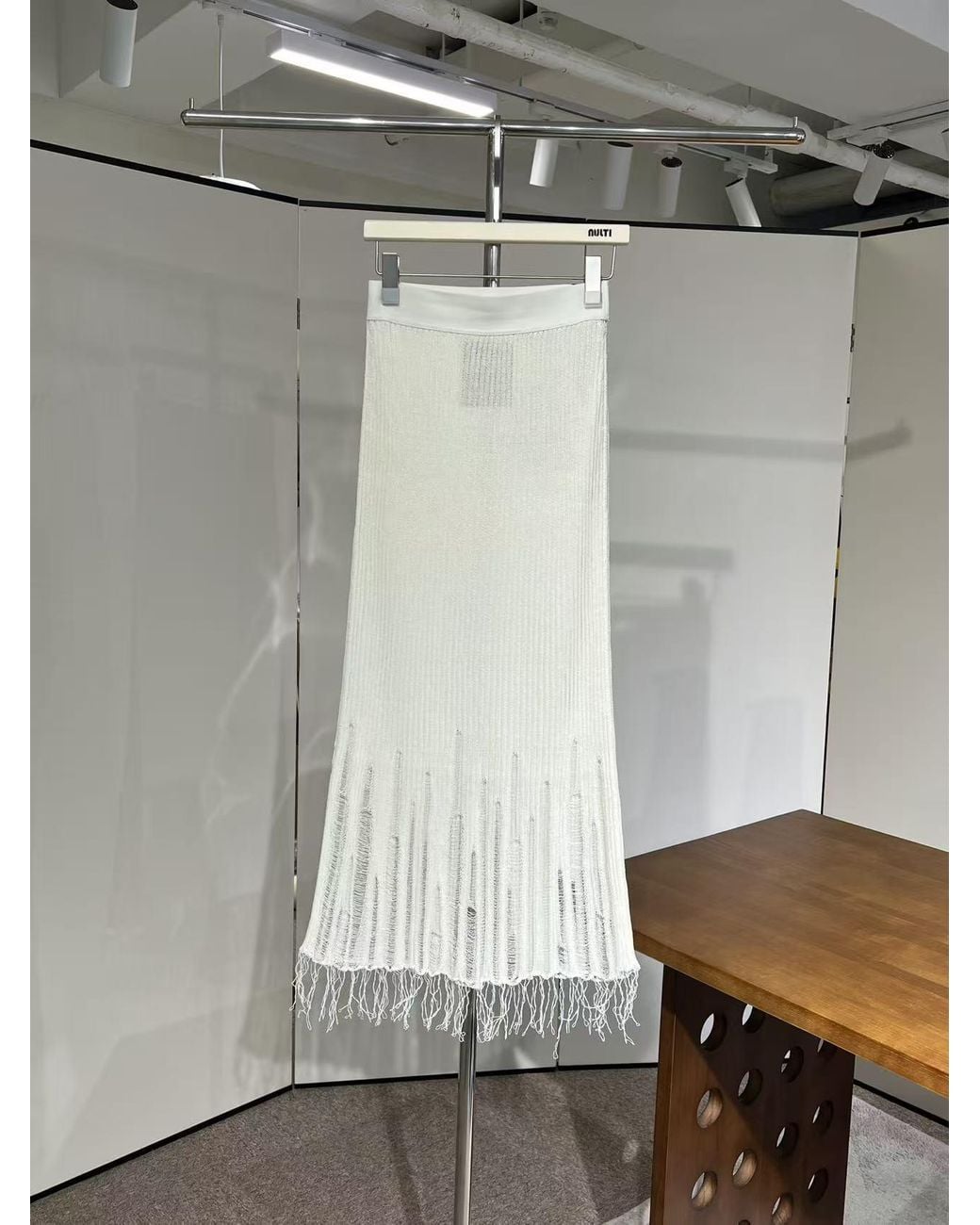 Uma Wang White Distressed Ribbed Knit Midi Skirt