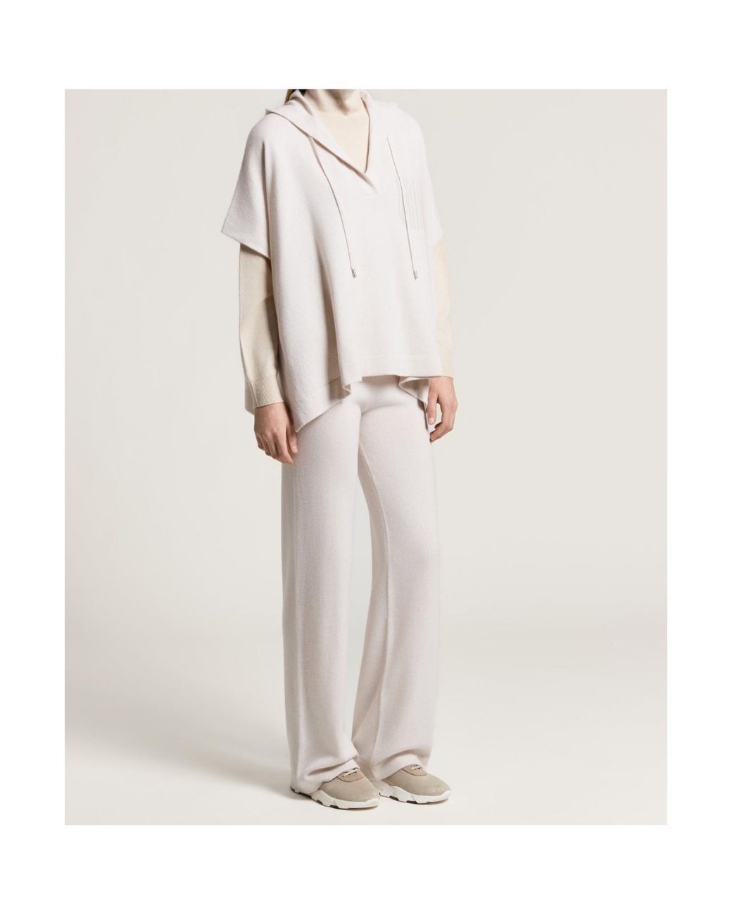 Peserico Gray Drawstring Knitted Trousers