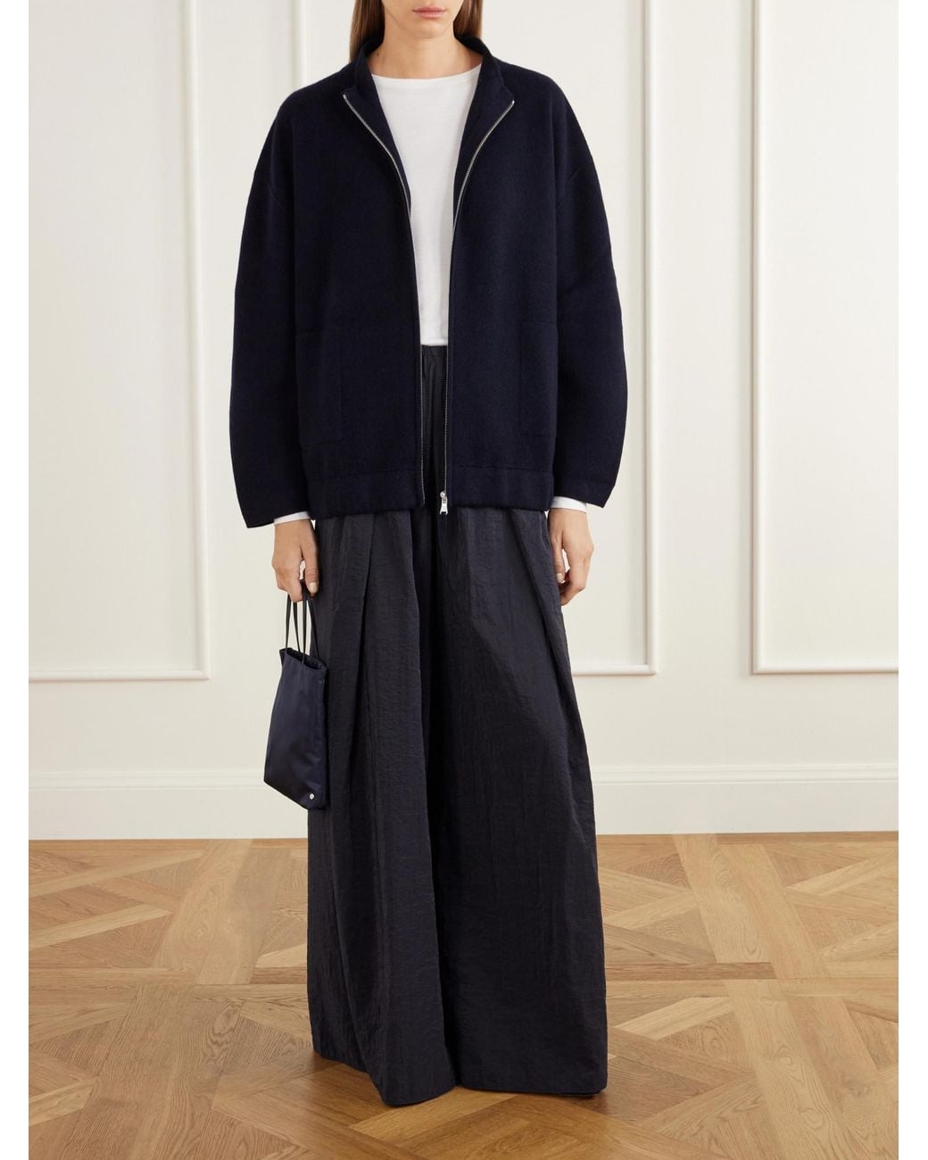 Allude Blue Minimalist Long-Sleeve Jacket