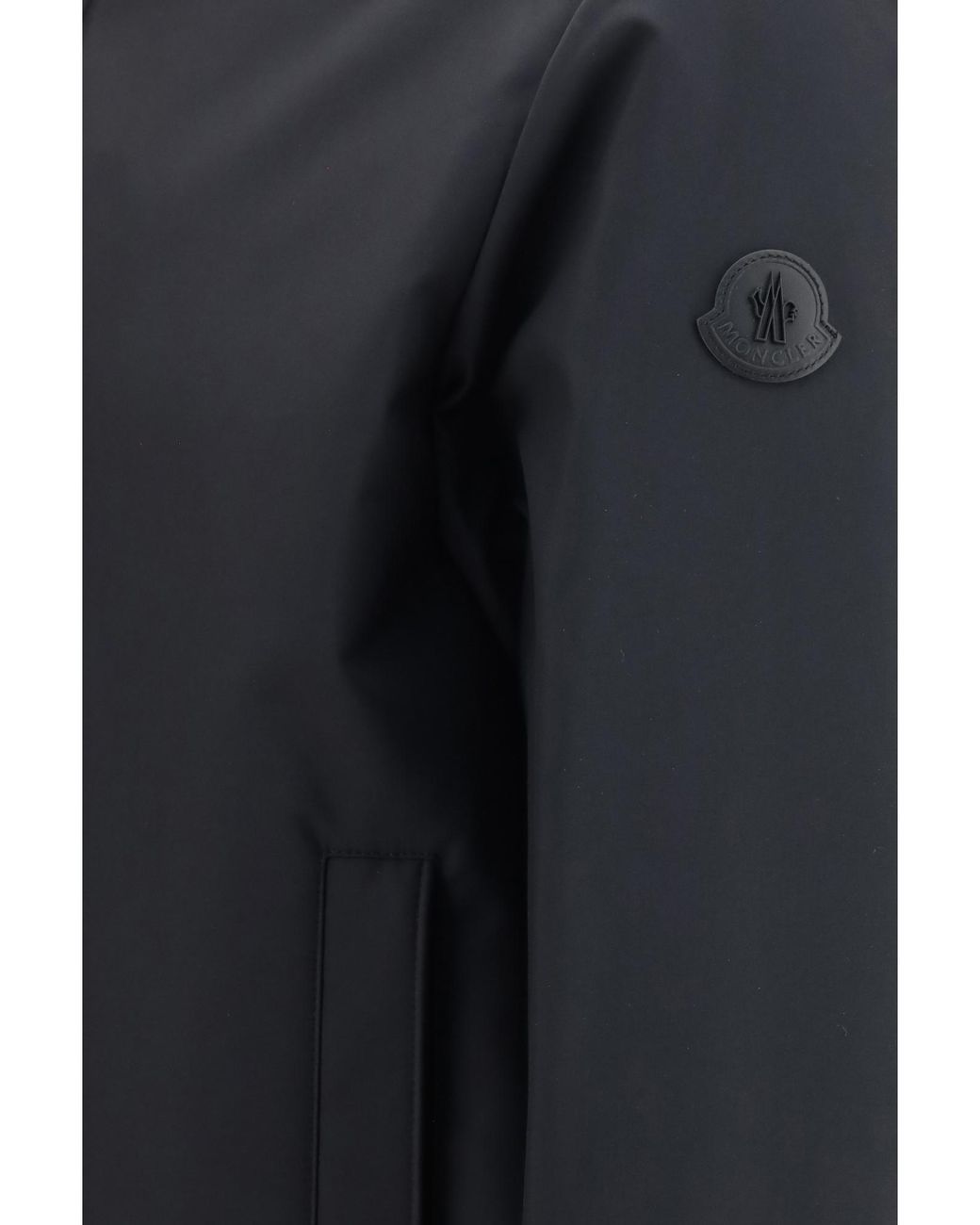 Moncler Black Luserna Short Down Jacket for men