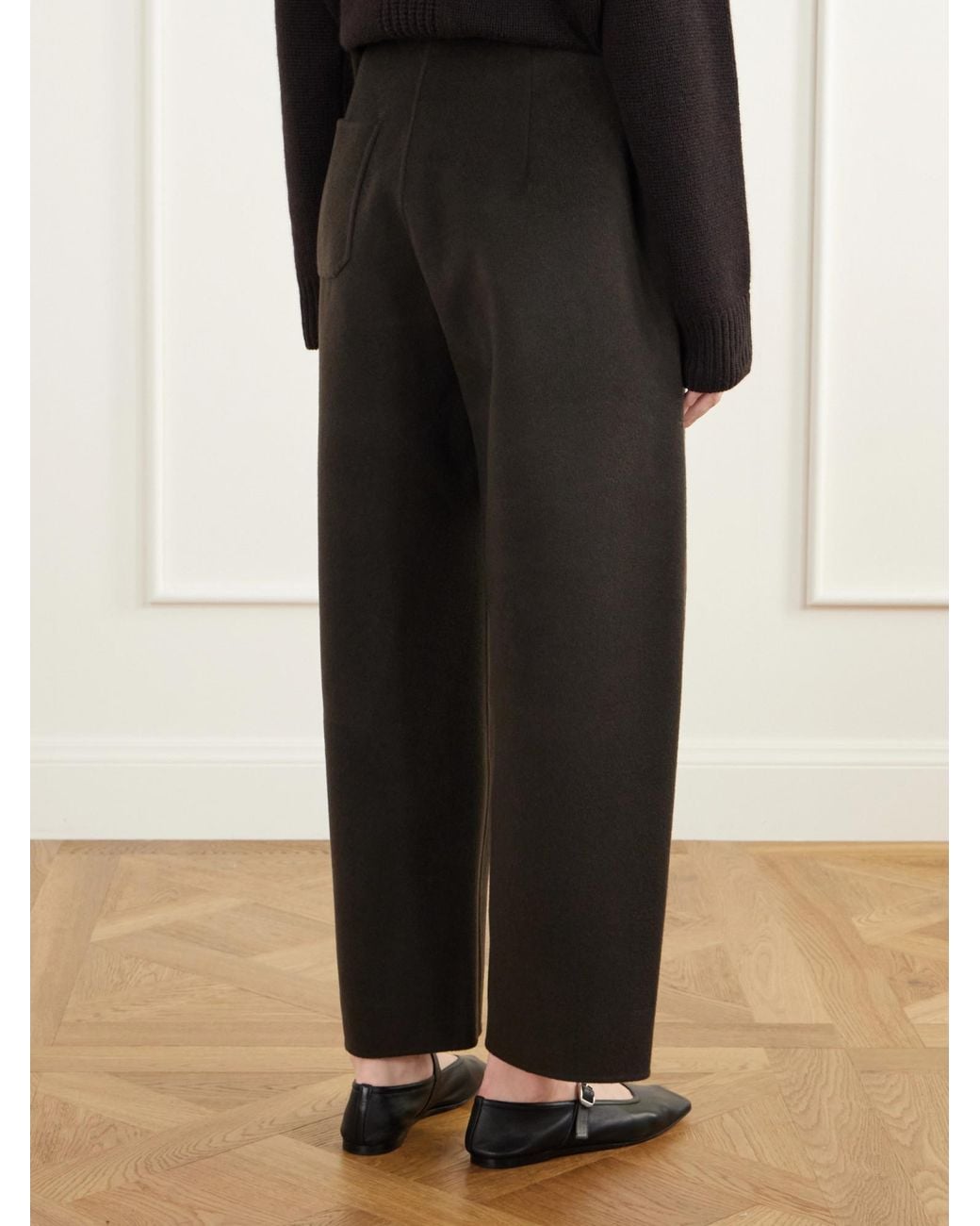 Lisa Yang Black Cashmere Barrel-Leg Pants