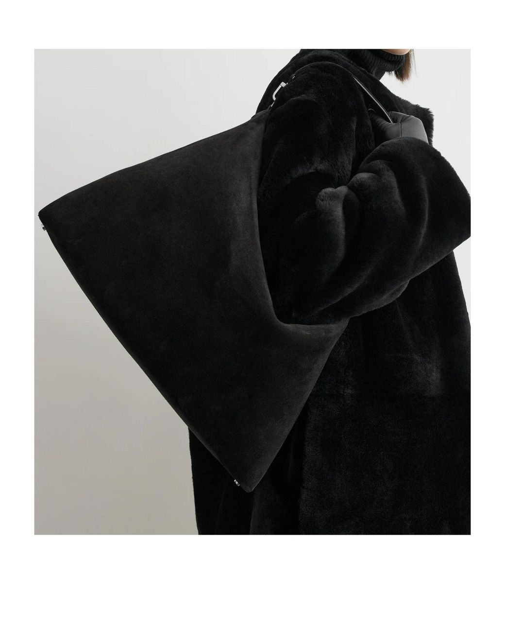 Totême Black Zipper Shoulder Bag