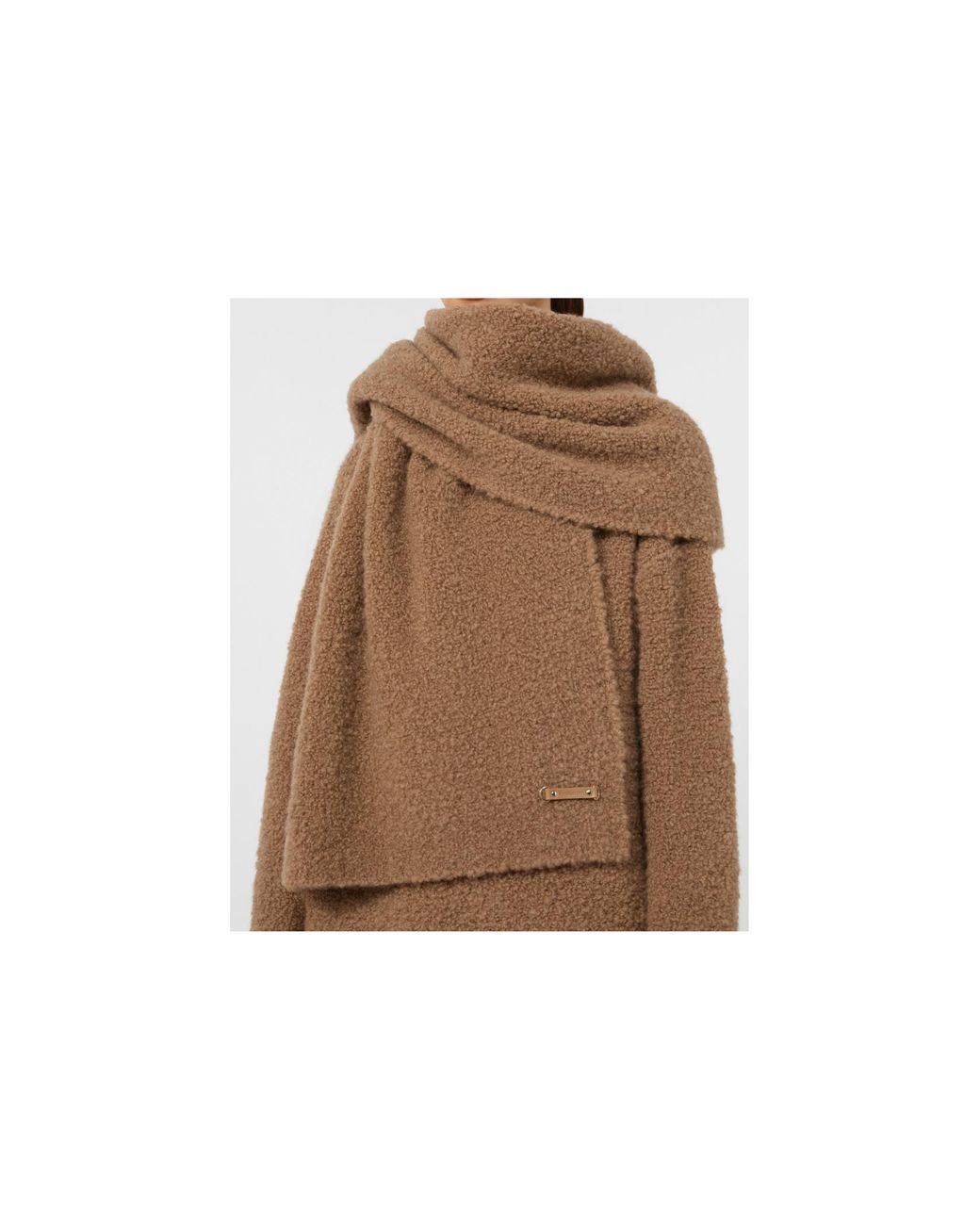 Max Mara Brown Calabra Logo Patch Fluffy Scarf
