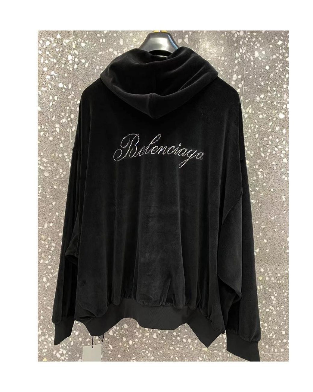 【新品未使用】B EMBLEM VELOUR ZIP HOODIE TRADEMARK CERTIFICATE HOODIE BLACK – BlackEyePatch