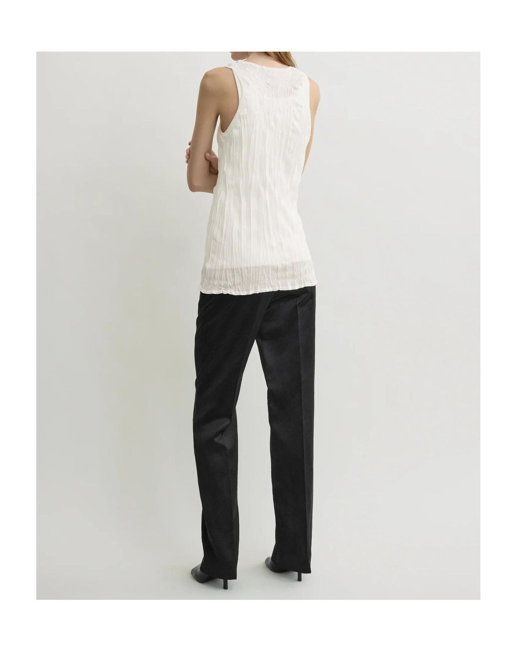 Totême White Totême Crinkled Knitted Tank Top