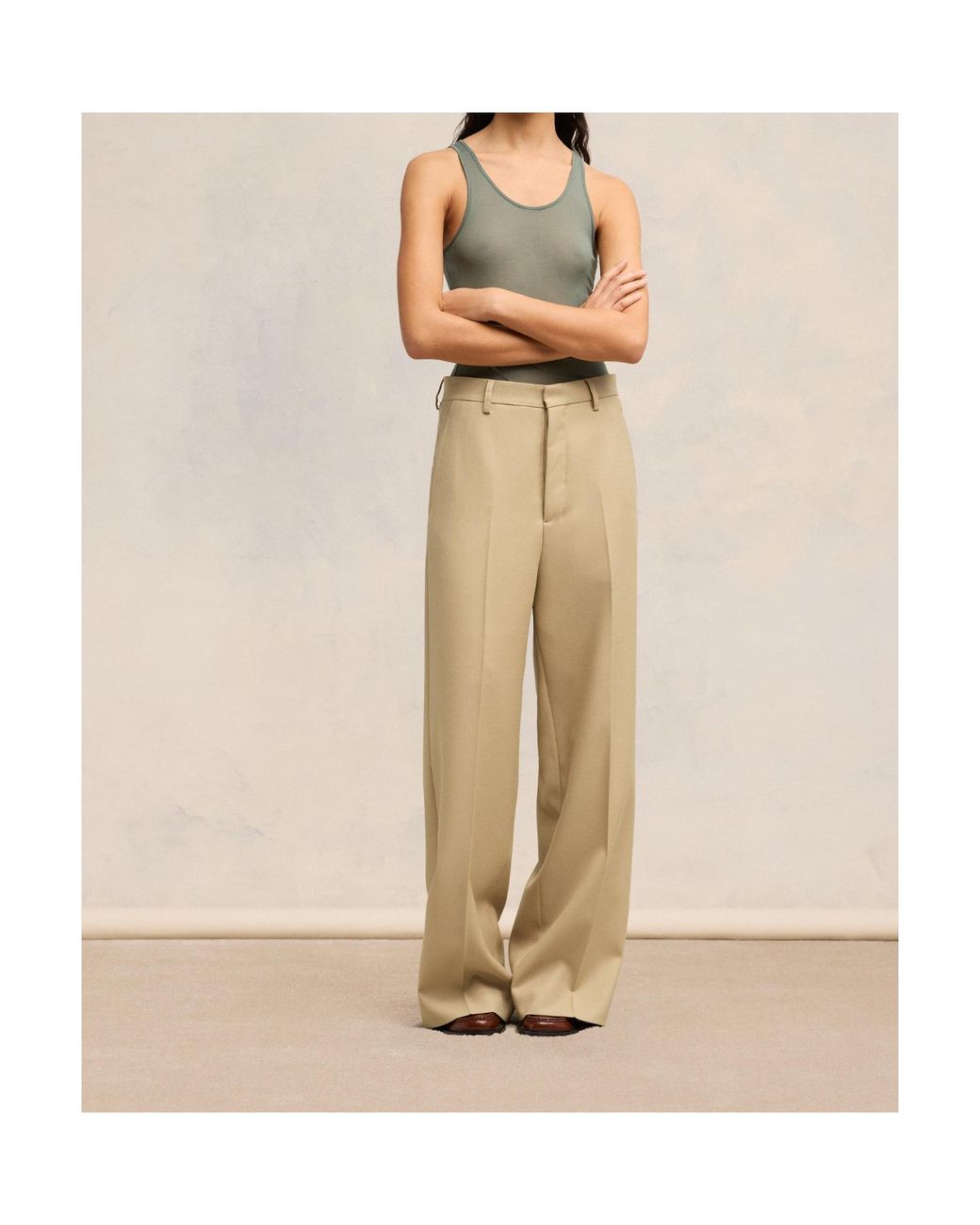 AMI Natural Belt-Loop Casual Pants
