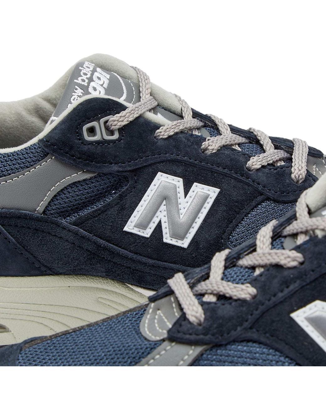 New Balance Blue 911 Panelled Low-Top Sneakers