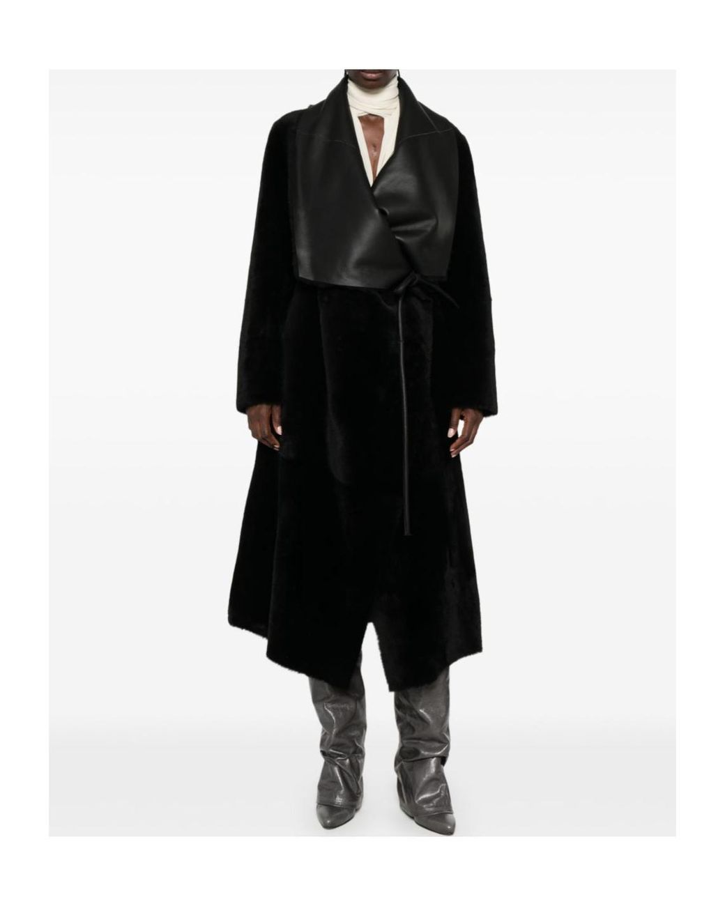 Blancha Black Long-Sleeved Coat