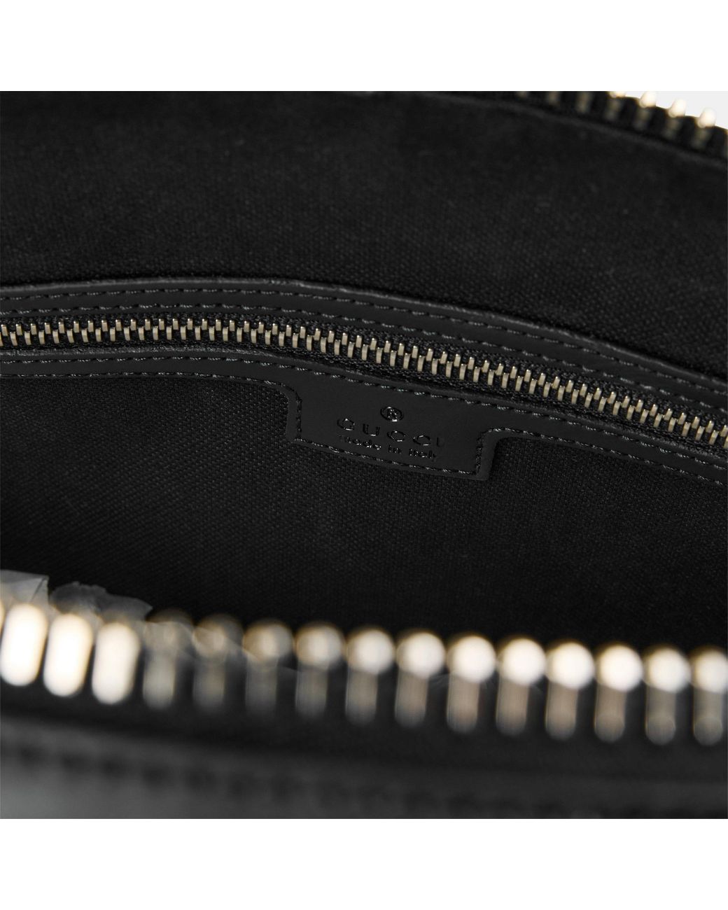 Gucci Black Simple Handbag for men