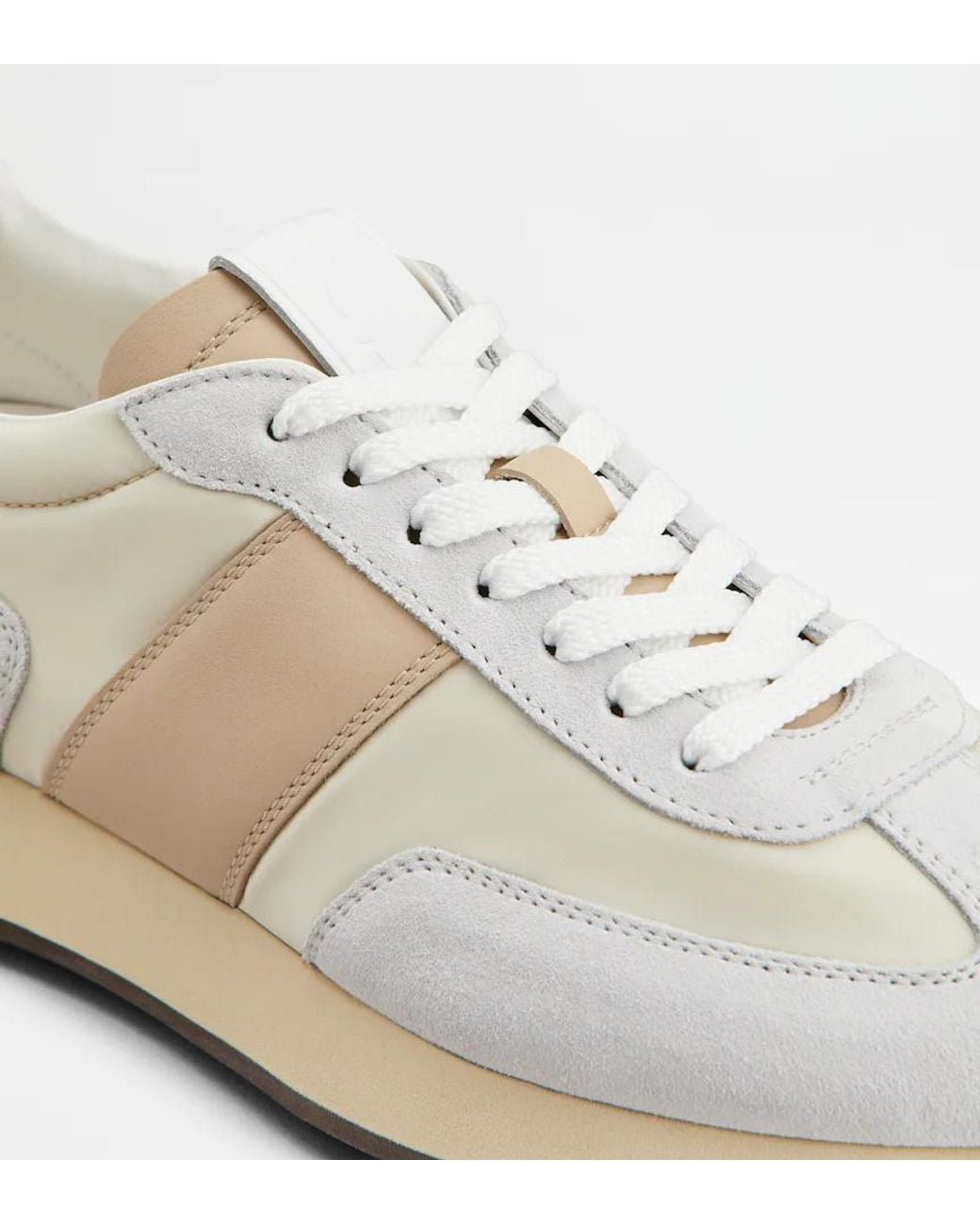 Tod's White Round-Toe Lace-Up Sneakers