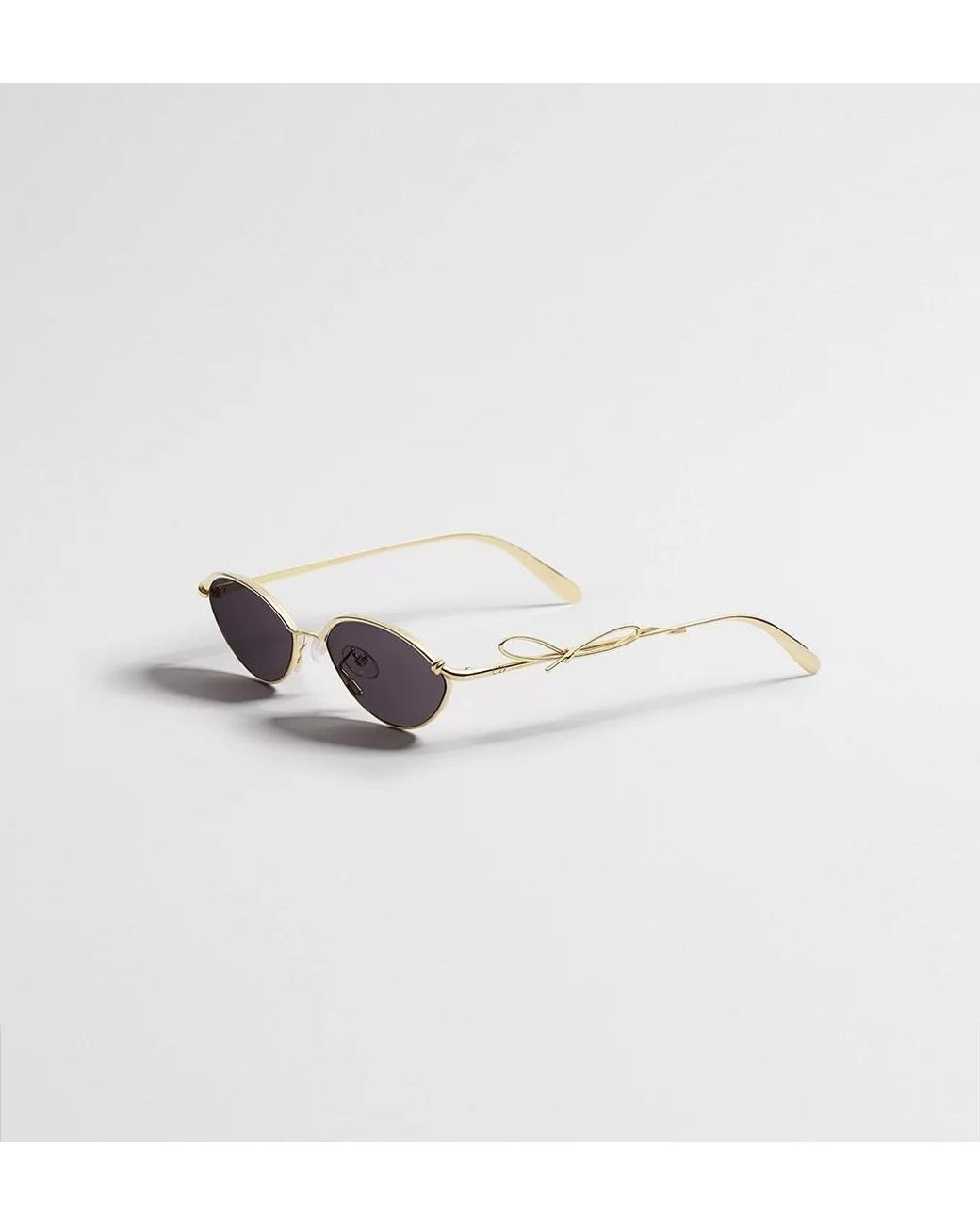 Dior White Bow R1U