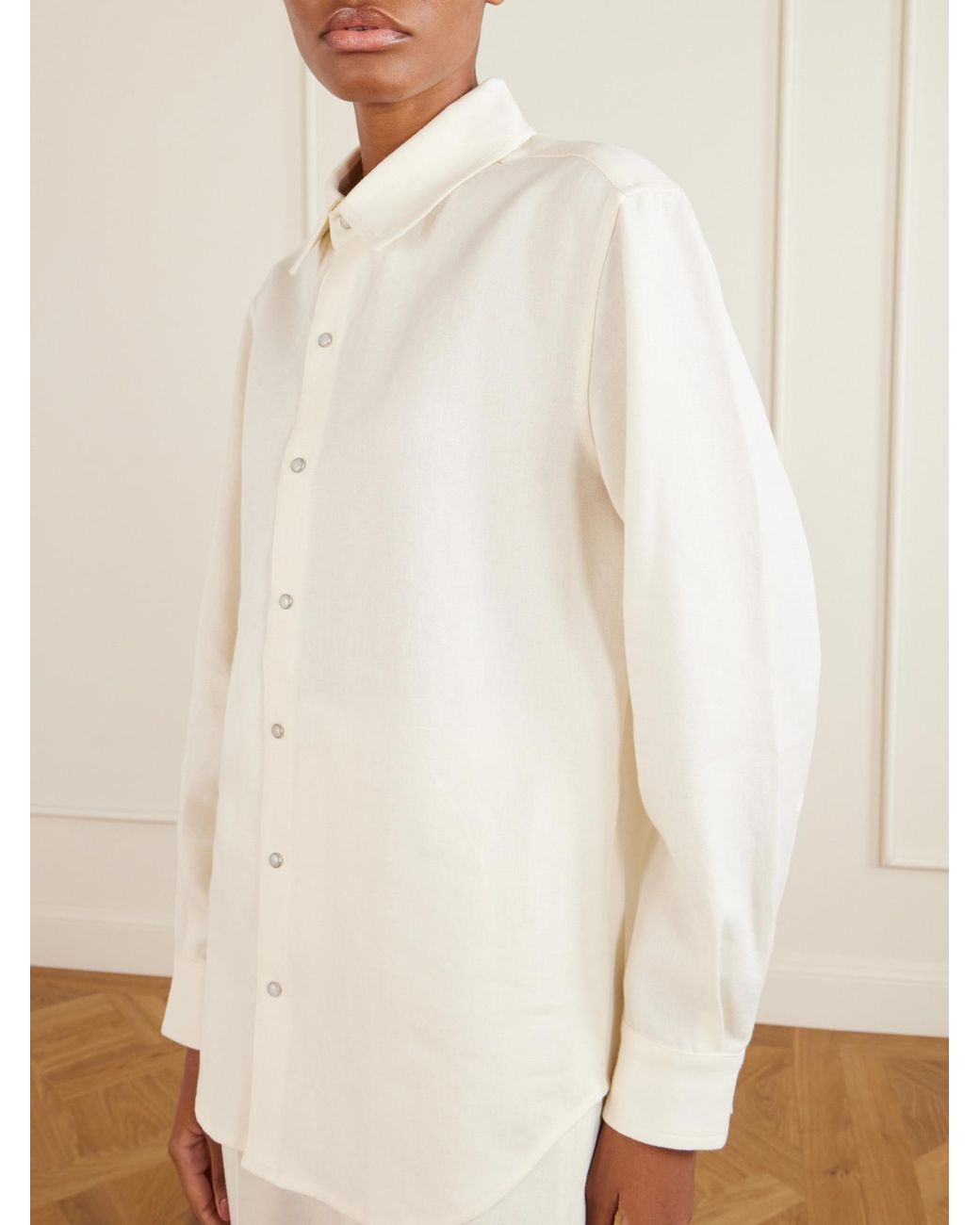 God's True Cashmere White Solid Linen Shirt