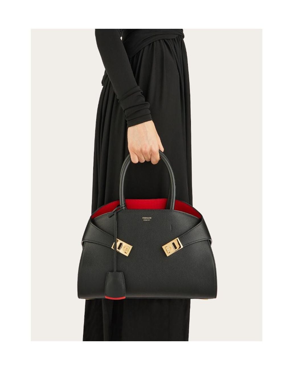 Ferragamo Black Ferragamo Hug Logo Printed Tote Bag