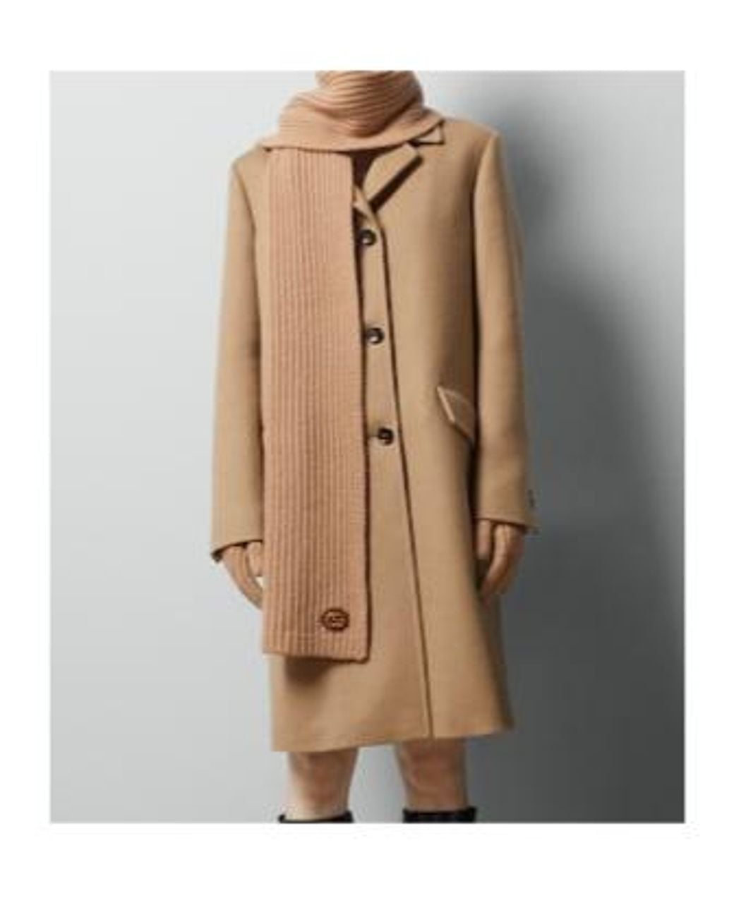 Gucci Brown Logo Patch Knit Scarf