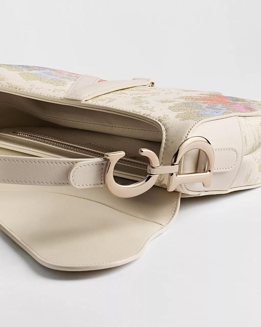 Dior White Saddle Bag With Strap